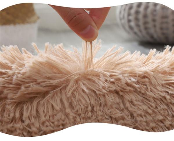 3 Pcs/set of Solid Color Bathroom Mat Set Fluffy Bristles Bath Blanket Modern Toilet Cover Blanket Set Rectangle