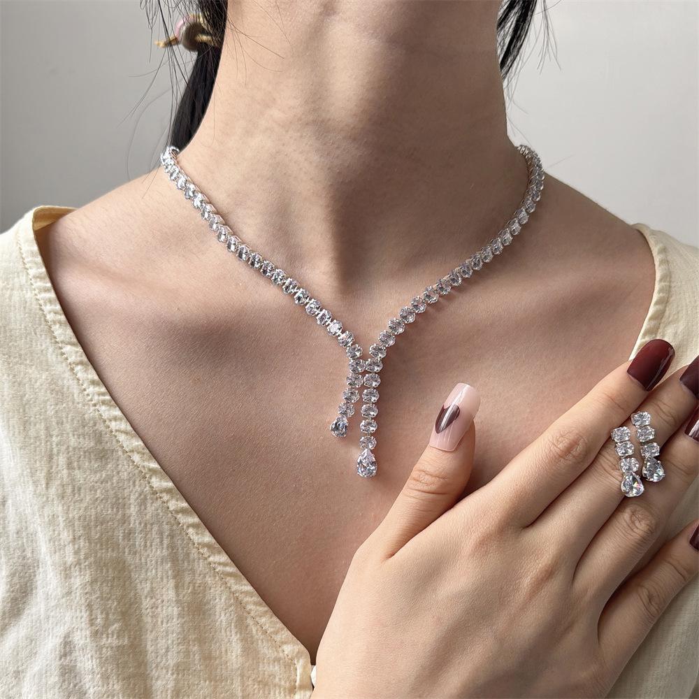 Fashion Bright Diamond Necklace Women'S Fashion Temperament Earrings Set Jewelry Niche Simple Two-Piece Set