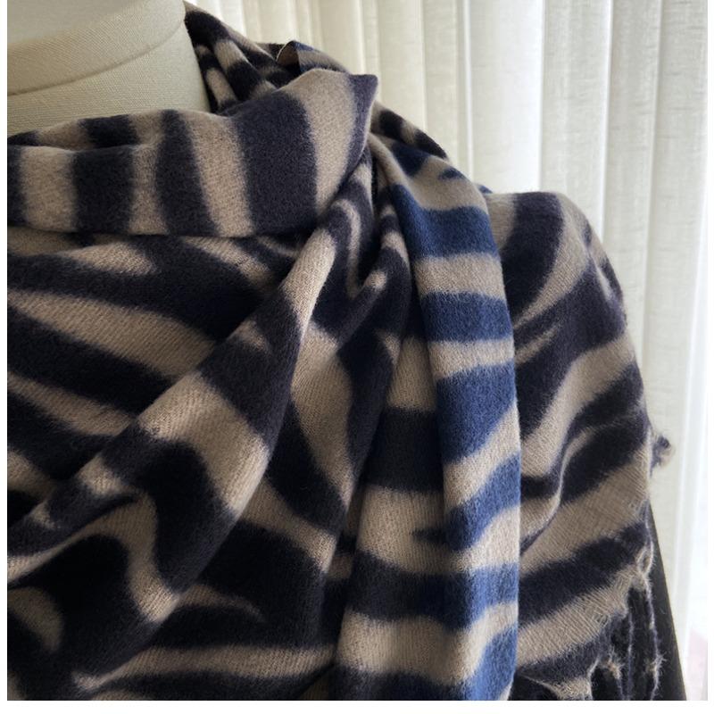 Autumn and Winter Imitation Cashmere Scarf Women's New Color Matching Printing Shawl Versatile Warm Scarf