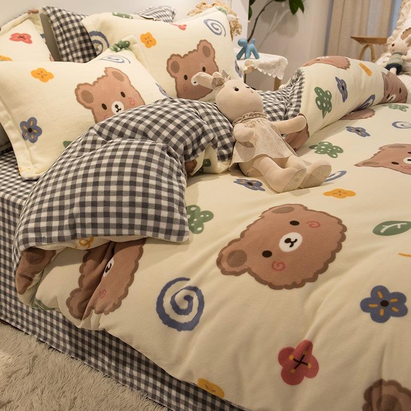 Зимний утолщенный молочный бархатный комплект из четырех предметов плюс бархатное теплое коралловое бархатное пододеяльник, фланелевая простыня, пододеяльник, постельное белье