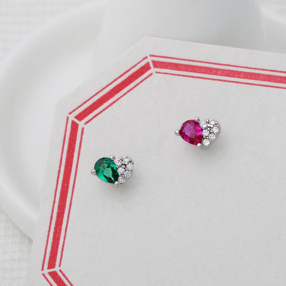 [1+1] Choose 1 of 2 Half Love Piercings