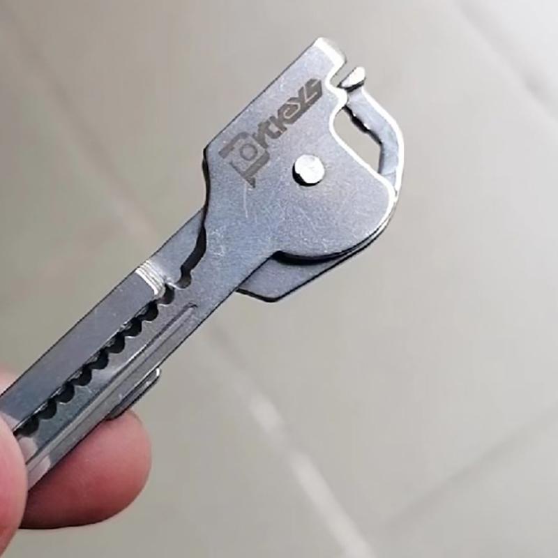 Pocket Keychain Multitool Keys Shape Ring Opener Escape Outdoor Tool Accessories