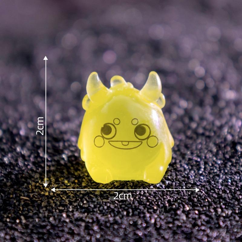 Micro-landscape Creative Glow-in-the-dark Little Monster Cute Particle Decorative Accessories Mini Halloween Ornaments