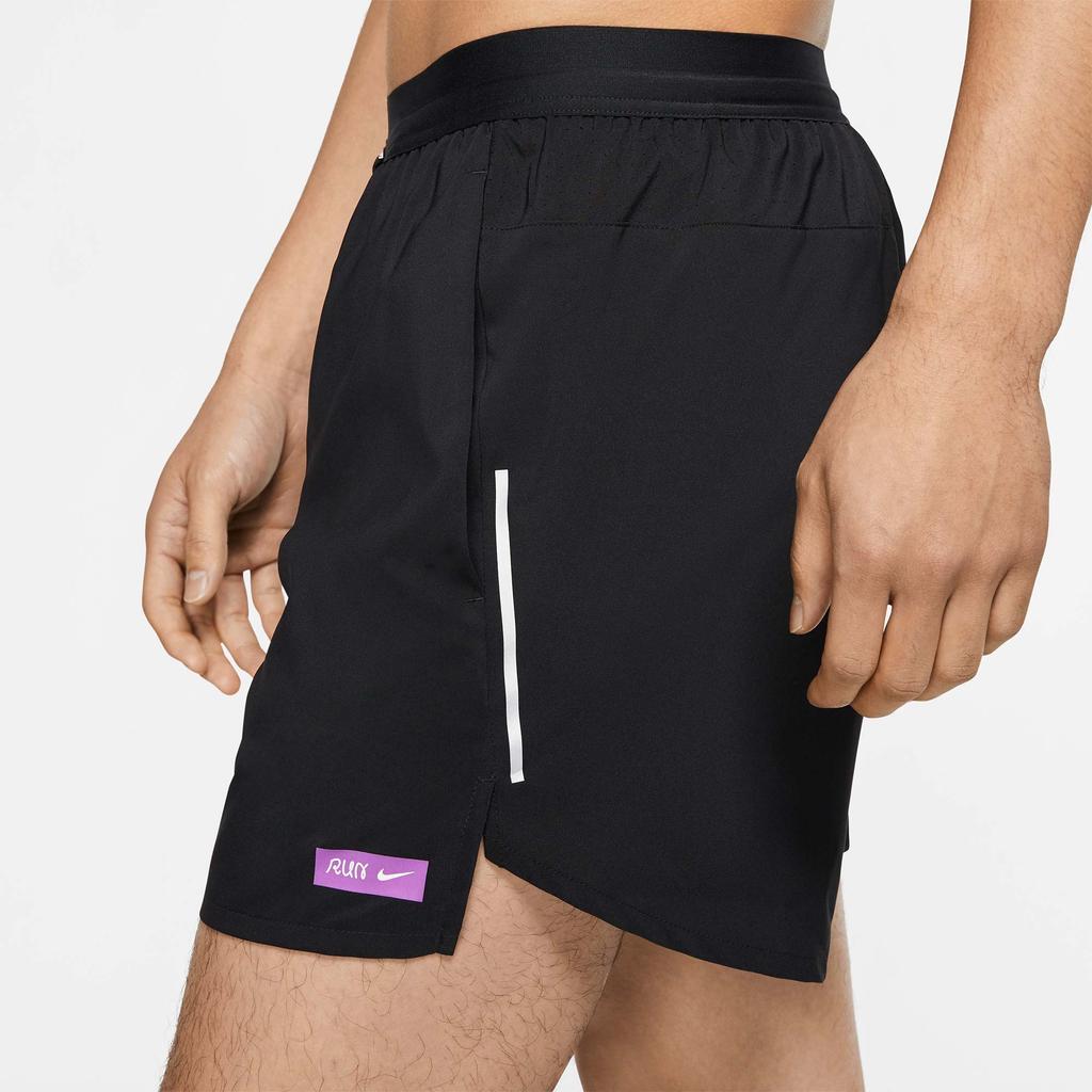 Nike Спортивные шорты для бега Flex Stride с воздухопроницаемостью и светоотражающей способностью, черные CT2846-010