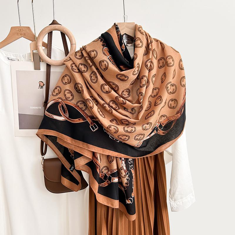 Simple Chain Printed Silk Scarf Women's Fashion High-end Gift Spring and Autumn Trend Warm Scarf