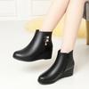 Нескользящая мягкая подошва клиновидный каблук хлопковая обувь увеличивающая рост женские кожаные туфли бархатные осенне-зимние плоские короткие ботинки