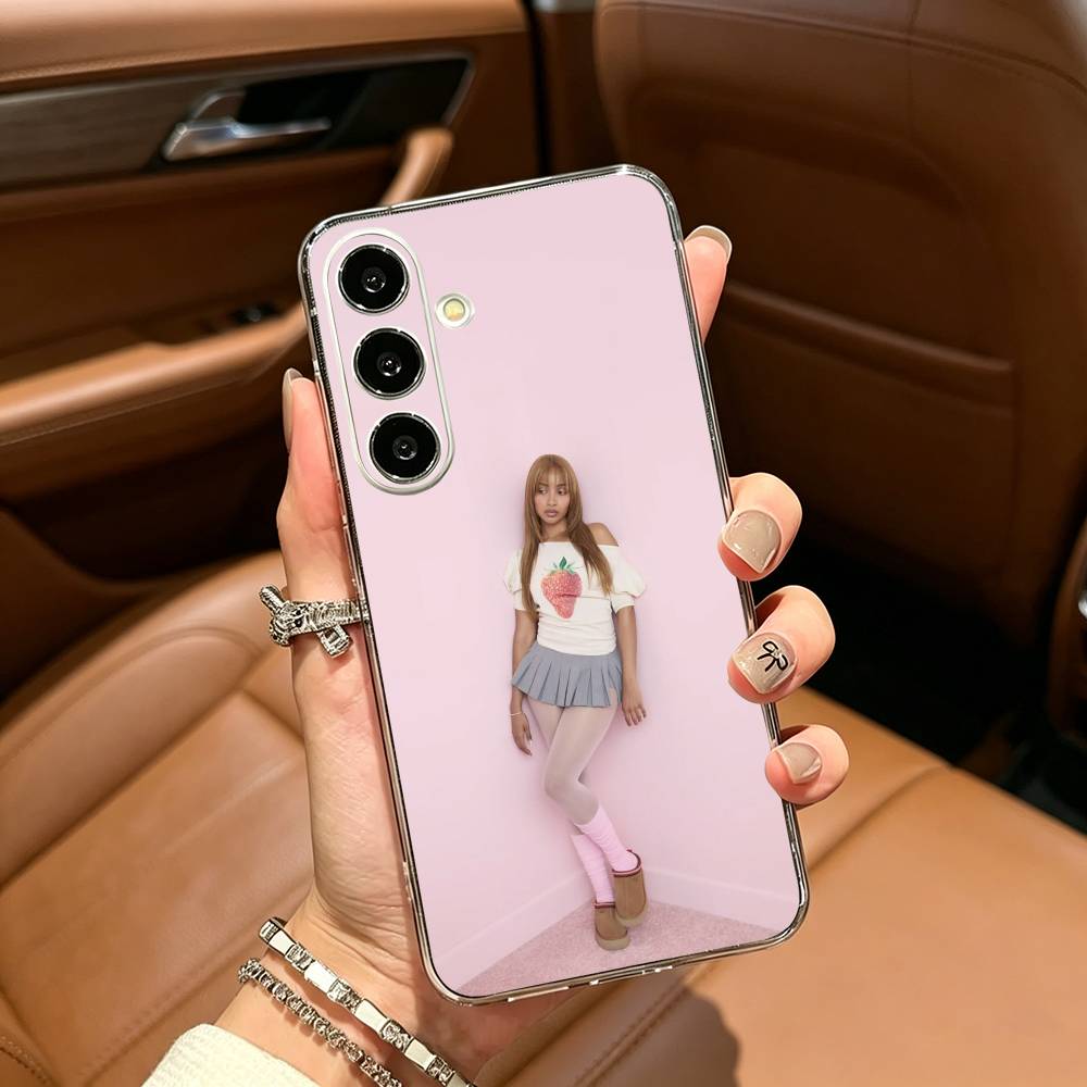Чехол для телефона Street Mix PinkPantheress для Samsung Galaxy A71, A70, A52, A51, A40, A30 Прозрачный чехол