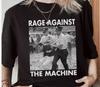 Футболка Берни Сандерса, Тур «Борьба с олигархией», Футболка Rage Against The Machine