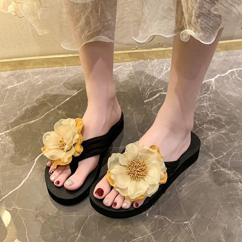 Non-slip Slippers Fashionable Outer Wear Cool Slippers Women's Summer Outer Wear 2025 Cool Slippers Flip-flops Thick-soled Beach Slippers Women