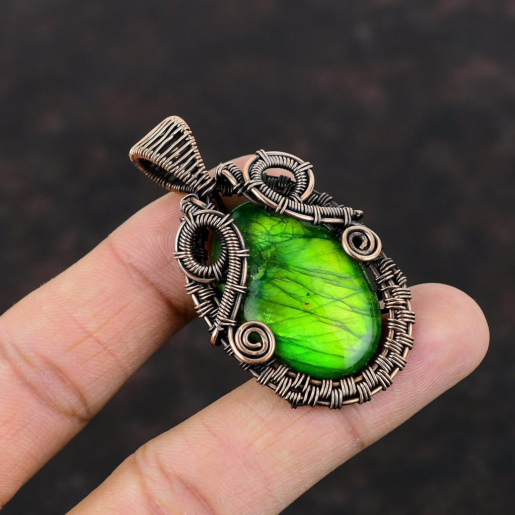 Зеленый огненный лабрадоритовый кулон, медная проволока, обернутая драгоценным камнем, замечательная медная бижутерия, кулон в этническом стиле, ручная работа, ювелирные изделия для подарка