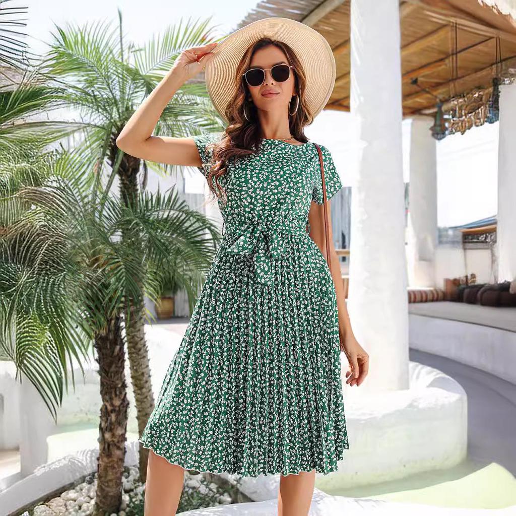 Летнее милое платье в цветочек с плиссировкой, шнуровкой на талии и круглым вырезом, с короткими рукавами