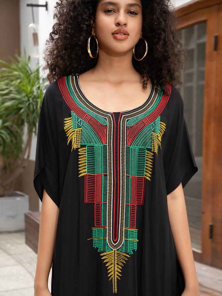 Beach Kaftans Black Embroidery Middle East Women Maxi Dresses Summer Holiday Bathing Suits