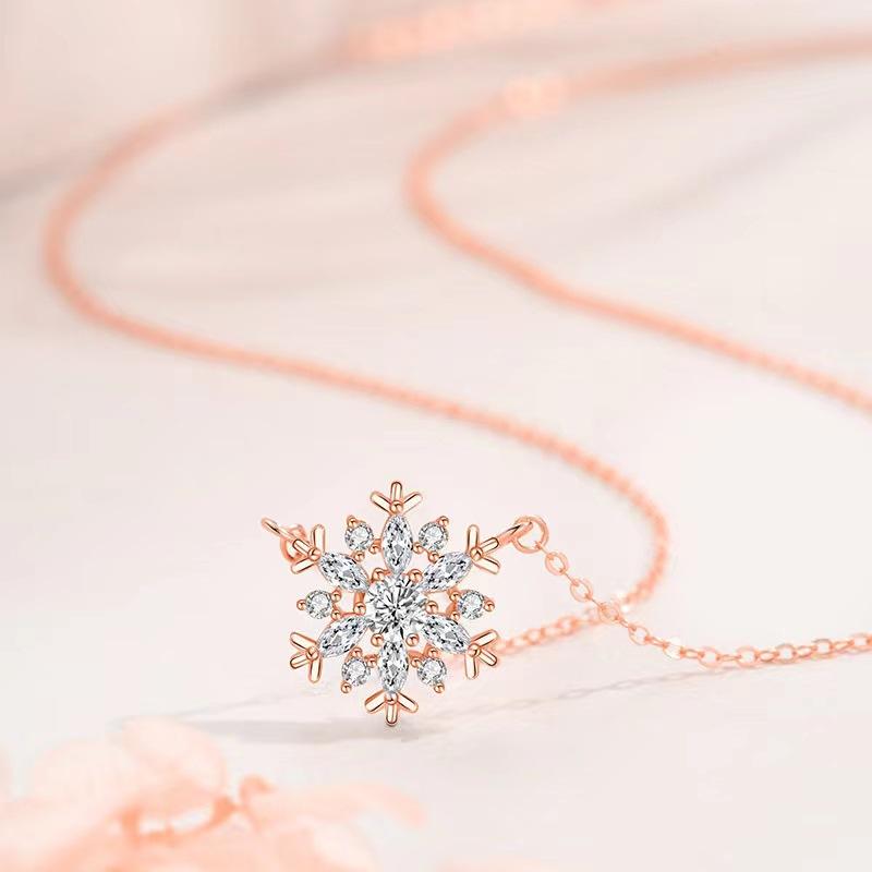 Ожерелье из циркона в виде снежинки, женский простой нишевый дизайн, высококлассная легкая роскошная подвеска, цепочка для ключицы, подарочная бижутерия для девушки