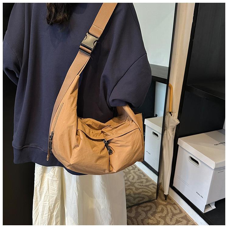IELGY Foreign Trade Autumn Winter New Style Large-Capacity Nylon Fashion One-Shoulder Messenger Bag