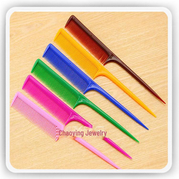 Черный заостренный гребень для хвоста: Инструменты и аксессуары для профессионального макияжа