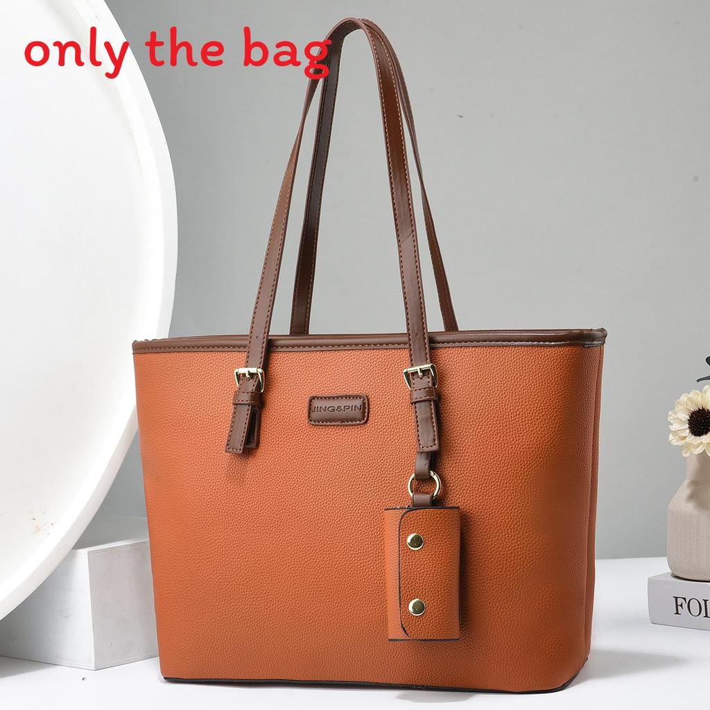 Fashionable Single Shoulder Mom Bag Made Of Pu Material With Internal Zipper Compartments