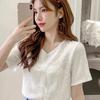 Весенне-летняя женская корейская шифоновая рубашка с короткими рукавами и нишевым дизайном. Свободные и универсальные плиссированные топы с v-образным вырезом.