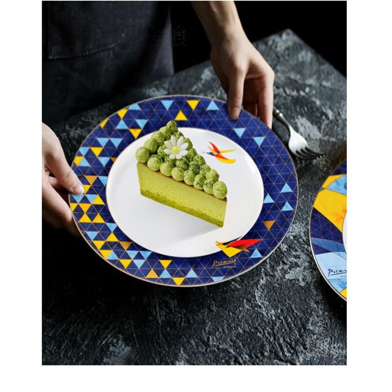 Picasso 'Flying' 2-Person Dinnerware Set