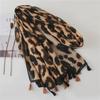 Корейский леопардовый принт шарф шаль: Длинный зимний галстук двойного назначения из хлопка и льна для студенток
