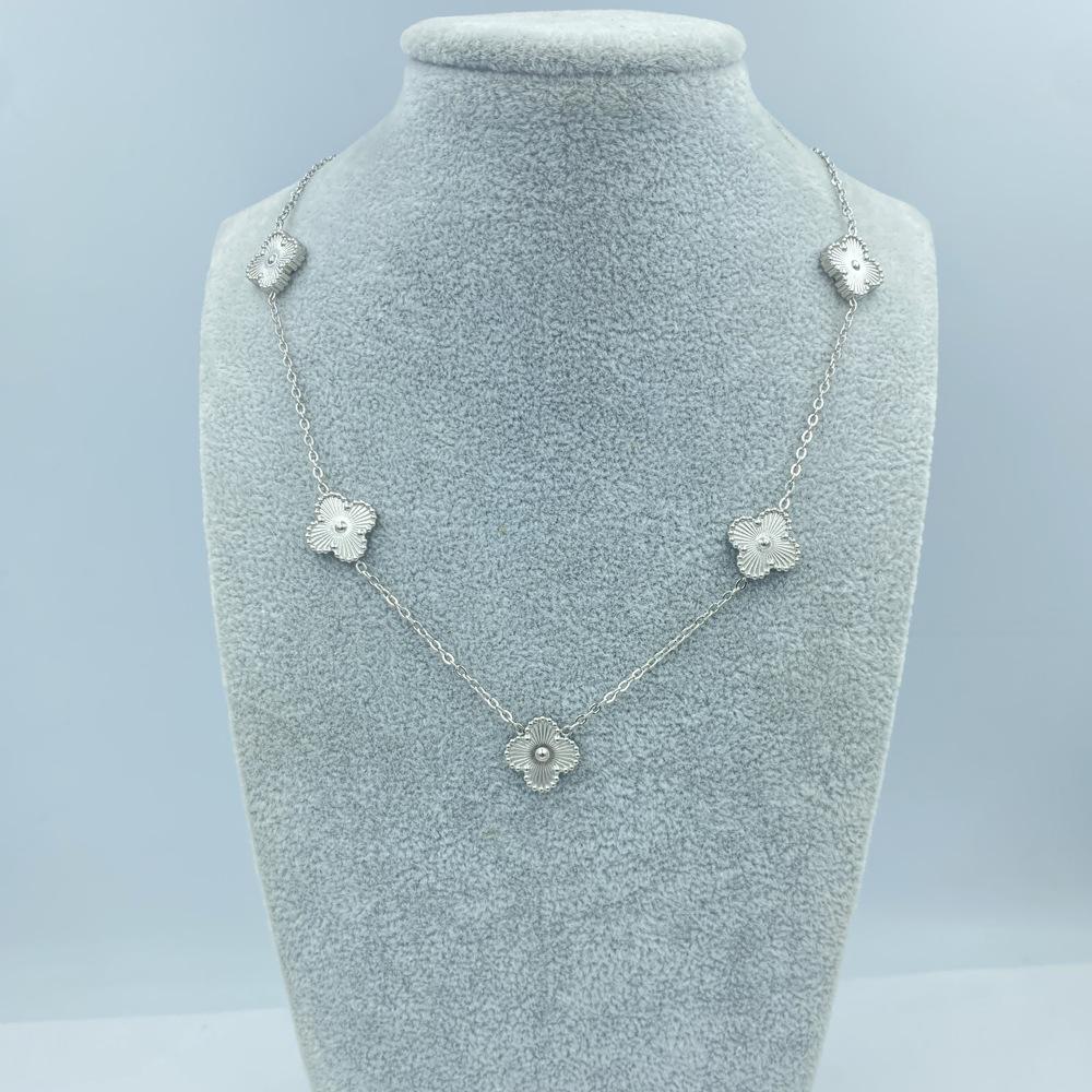 13MM Titanium Steel 5 Flowers Necklace Fashion Titanium Steel Four Leaf Clover Ladies Necklace