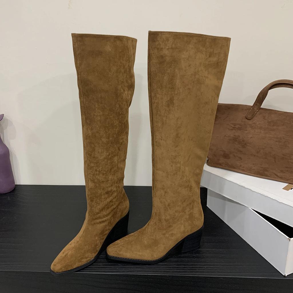 Модная зимняя модель Eilyken, плиссированные женские ботфорты с острым носком, модные панк-квадратные каблуки, длинная обувь, Botas Para Mujer