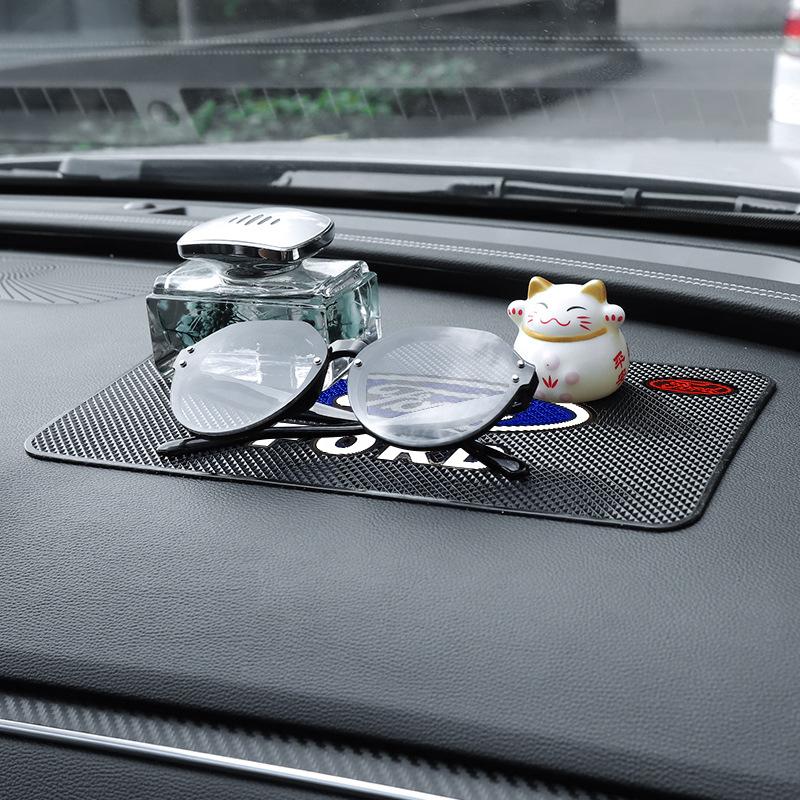 1Pcs Car Anti-Slip Pads Dashboard Phone Holder Sticky Mats Accessories For Ford Focus Mondeo MK1 MK2 MK4 MK3 Fiesta ST Line Kugo Transit Escape Fusion