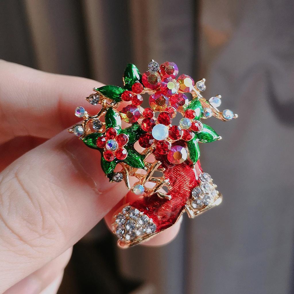 Rinhoo Enamel Christmas Crutch Brooches Pins Rhinestone Lucky Fruit Hat Glove Boot Sock Angel Sled Gift Box Badge New Year Gifts
