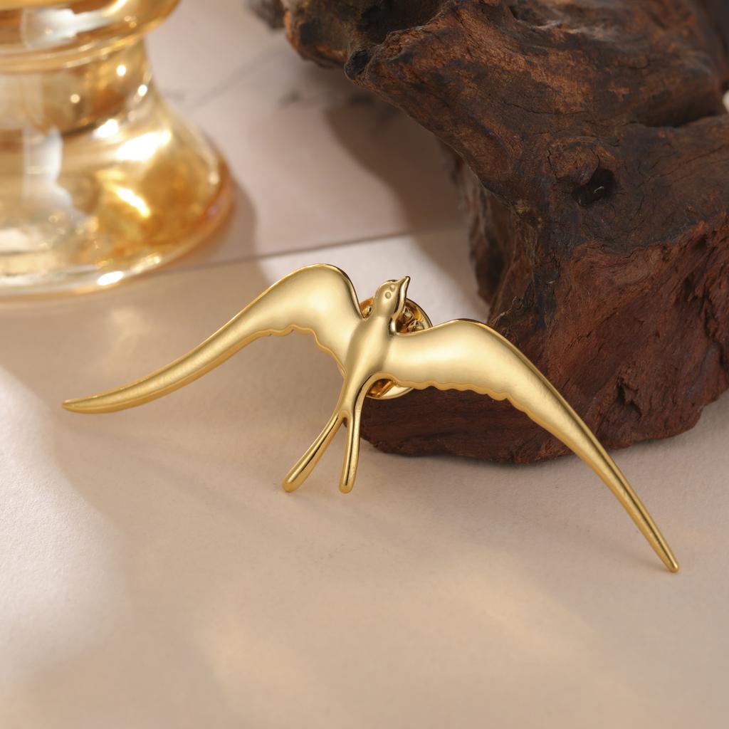 Teamer Swallow Stainless Steel Pin Brooch For Women Men Fashion Animal Jewelry Suit Shirt Clothing Accessories 2026 New 4