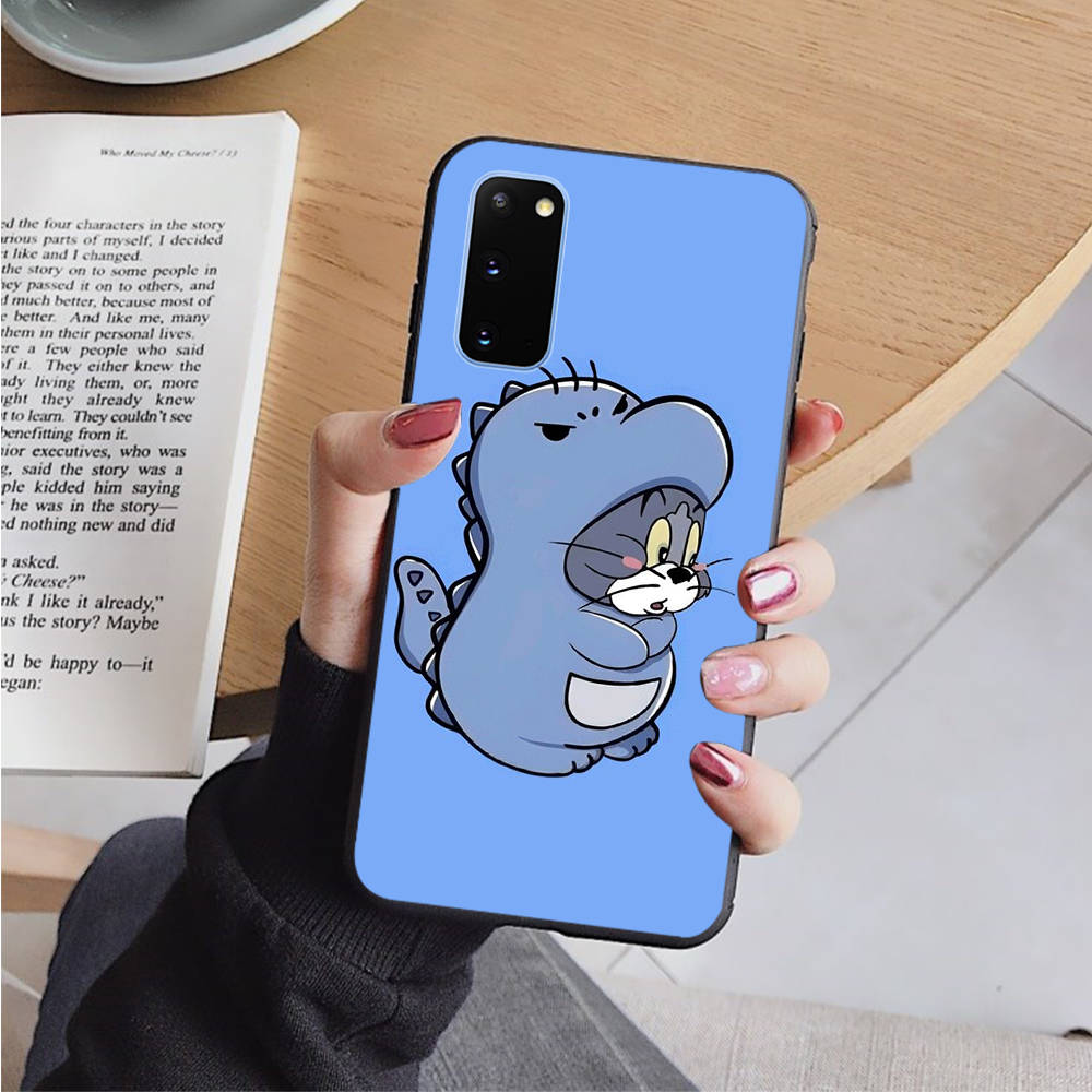 Черный чехол AT21 Tom and Jerry для iPhone 16 15 Plus 14 13 12 11 Pro 8 7 6S SE 5S X XR XS Max Realme C30 C33 C31 9I Huawei Y8P Y9 Sofe Cover