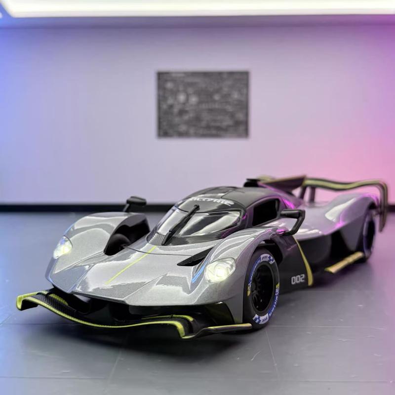 1/24 Aston Martin Valkyrie Alloy Sports Car Model Diecast Metal Track Racing Vehicles Car Model Simulation Sound and Light Childrens Toy Gift