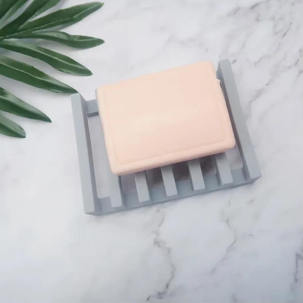 Anti-slip bathroom accessories, silicone soap box protectors, sink deck bathtubs, shower tray soap drain devices, silicone soap