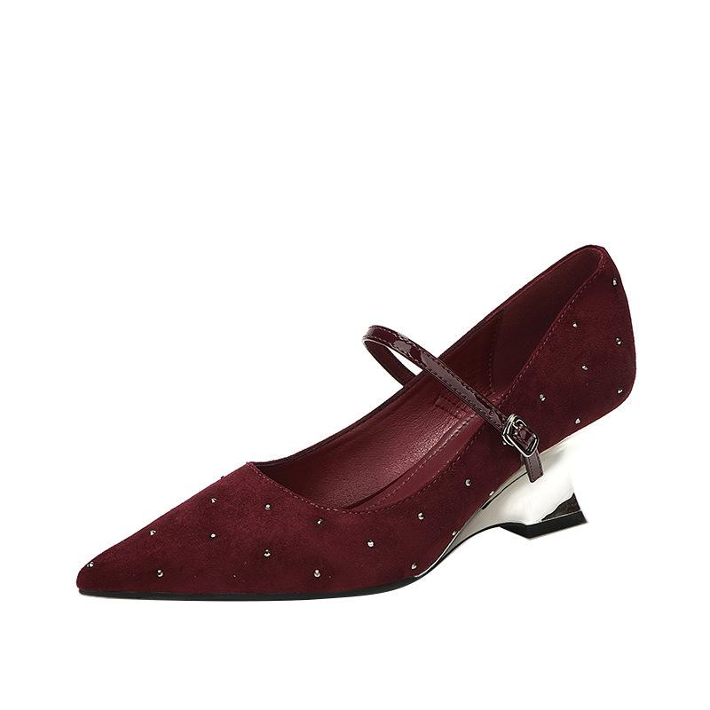 Корейская версия однословных пряжек в горошек с бриллиантами, темпераментные туфли на высоком каблуке женские бордовые туфли для пожилых людей с острыми носками Мэри Джейн на наклонном каблуке, одиночные туфли женские