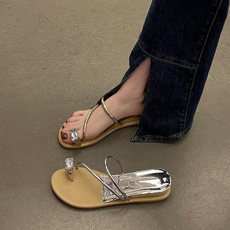 Сандалии Fairy Wind со стразами, летняя одежда 2024 года, плоская подошва, внутренняя высота, наклонный каблук, пляжные сандалии с юбкой