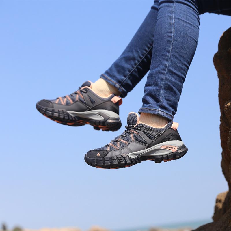 Женские водоотталкивающие нескользящие легкие походные ботинки Hantu на весну/осень