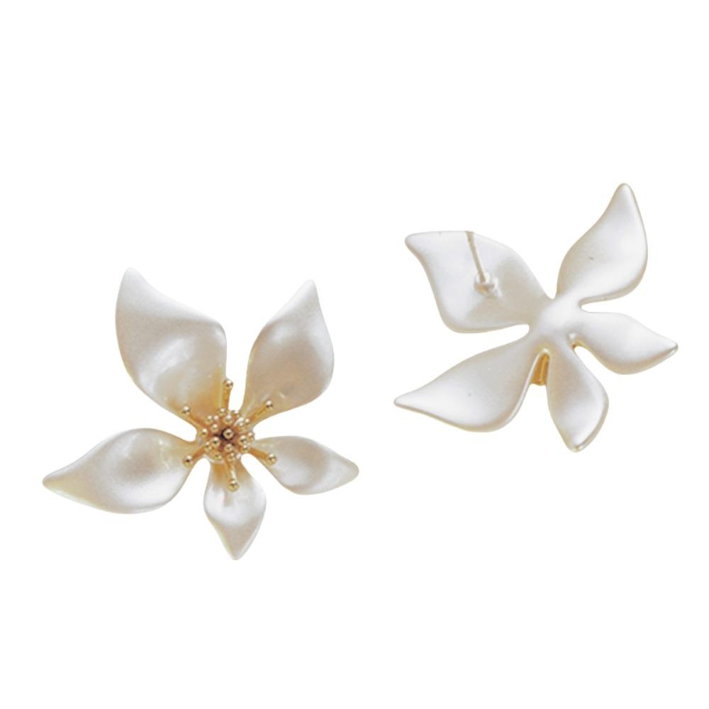 Textured Pearl Ear Studs Elegant Flower Earrings Jewelry Creative Ginkgo Leaf Earrings Party