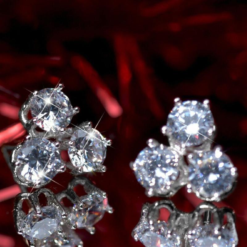 Exquisite Triangles Shaped Cubic Zirconia Stud Earrings New Trendy Everyday Earrings for Women Piercing Statement Jewelry