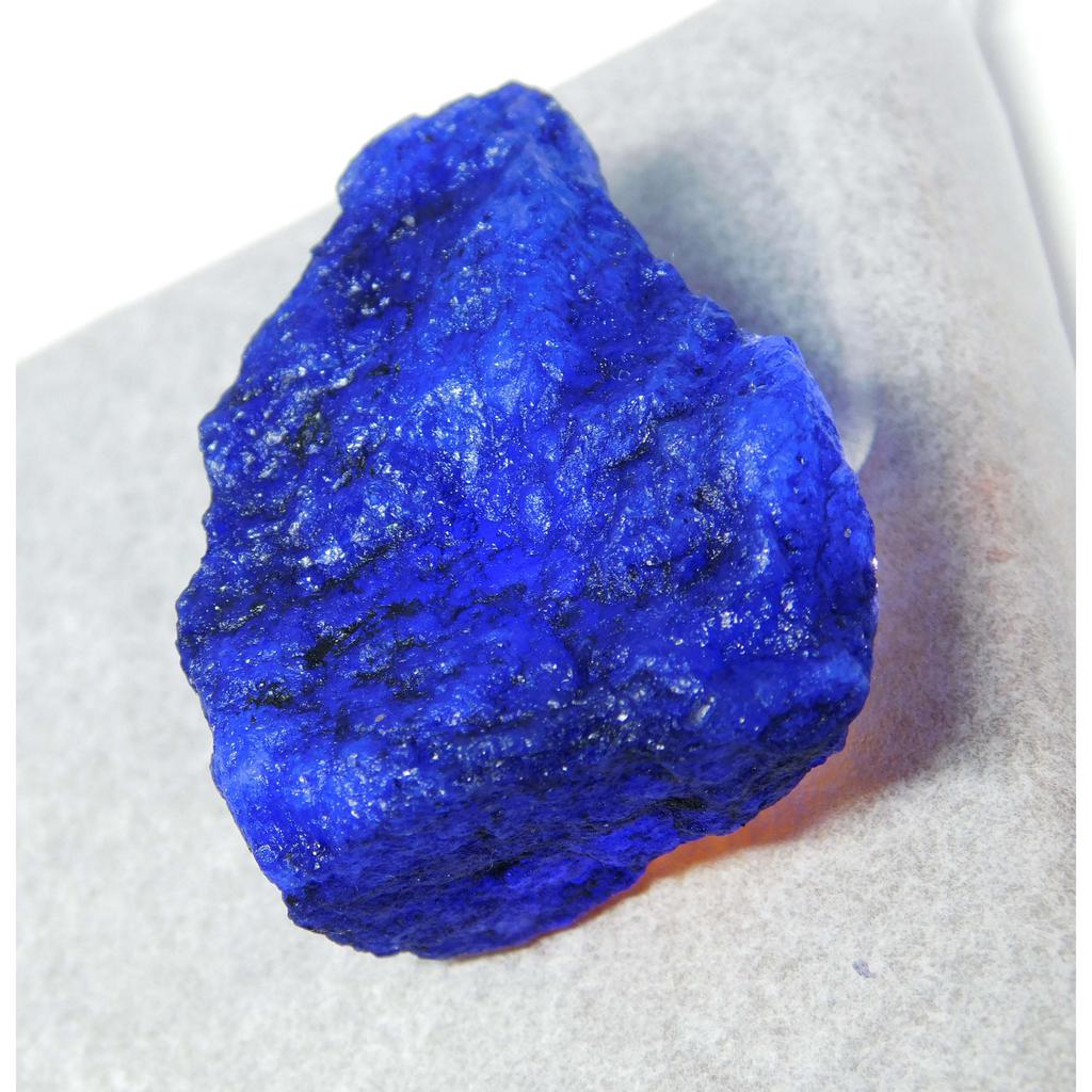 Natural Blue Sapphire Loose Gemstone Rough 131.35 ct Uncut September Birthstone for Gem Collections