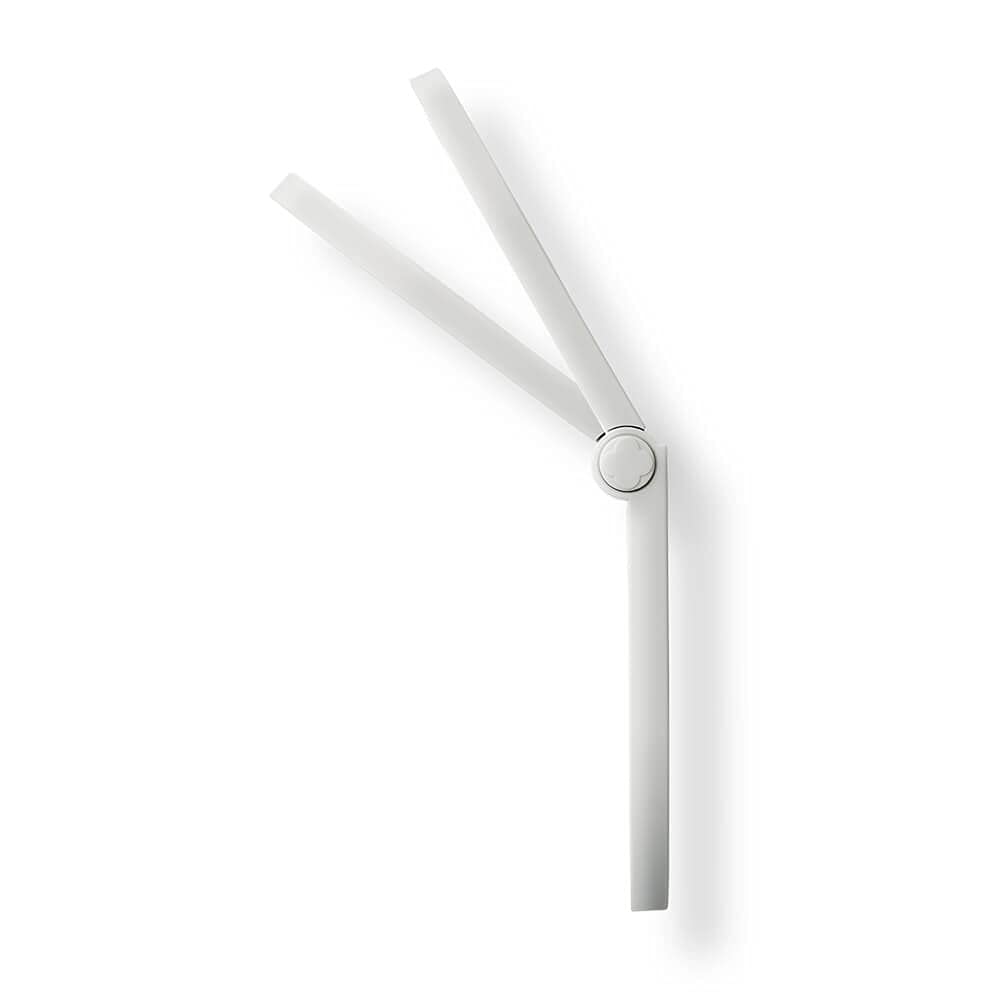 Косметическое зеркало KOBAKO со светодиодной подсветкой Примерно 10-кратное увеличение Регулируемое KAI KAI Работает от батареек KAI KAI PQ3408 Свет, Зеркало в натуральную величину, Стекло, Угол,