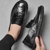 Fashion Spring Summer New Designer Black Loafers Men Fashion Causal New Designer Dress Shoes Men Light Soft Leather Driving Shoes Man