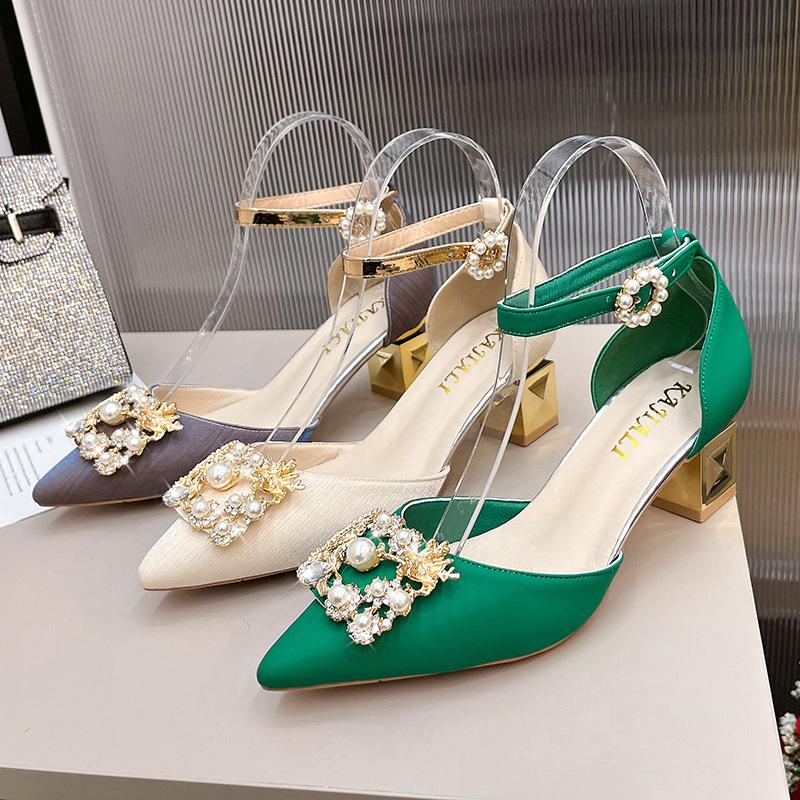 Модные блестящие туфли на высоком каблуке с кристаллами, женские элегантные туфли на квадратном каблуке с жемчужной пряжкой, свадебные туфли для вечеринок, женские туфли с острым носком и ремешком на щиколотке