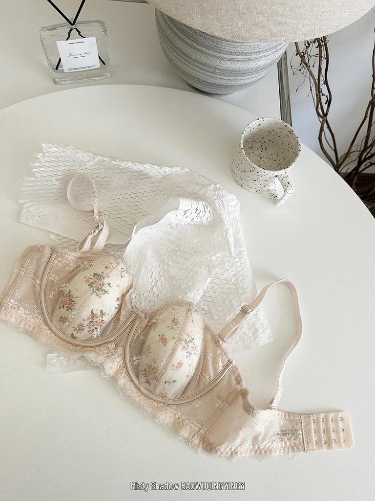 Французское кружево Ультратонкий бюстгальтер без бретелек с ушками кролика: Сексуальное, предотвращающее провисание женское белье с мягкой поддержкой.