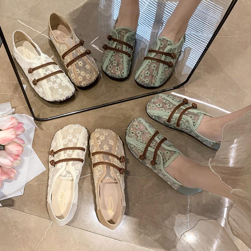 Old Beijing Cloth Shoes Women's Summer 2025 New Versatile New Chinese Hanfu Shoes One-pedal Flat-soled Soft-soled Mesh Shoes Women