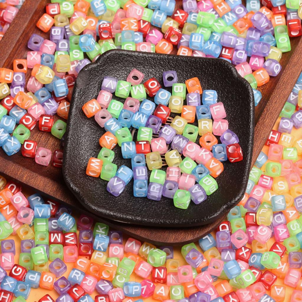 500 г акриловые ювелирные аксессуары, плоские бусины с буквами, квадратные бусины разных цветов, свободные бусины