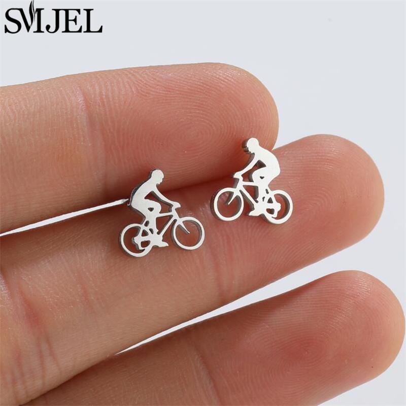 2026 Stainless Steel Geometric Stud Earrings for Women Star Sun Moon Earings Fashion Jewelry Angel Wing Ghost Ear Pendientes