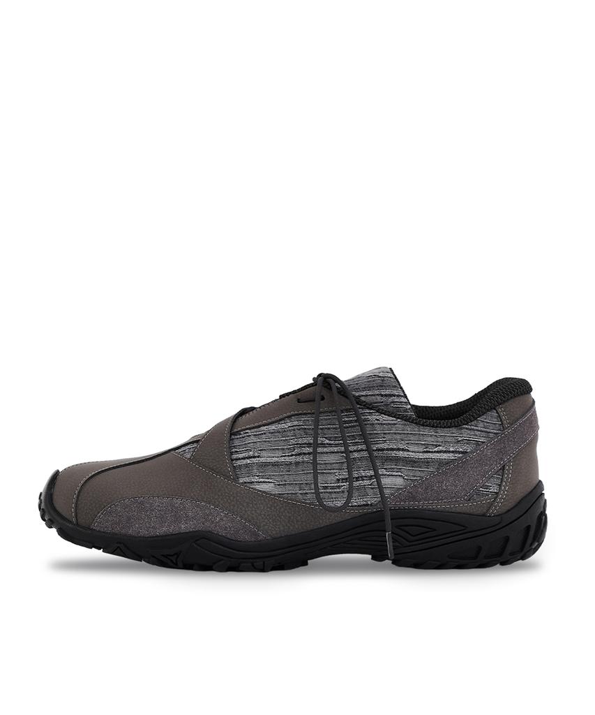Negative Three Asymmetry No.3 Sneakers_Grey