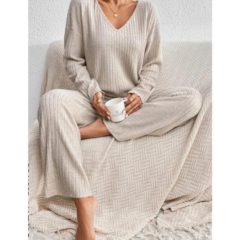 Autumn and Winter Women's Knitted Pit Stripe Milled Long Sleeve Suit V-Neck Loose Casual Pant Suit