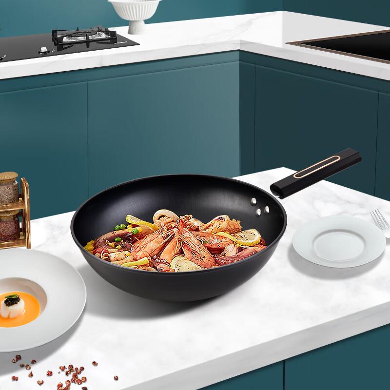 EKCO Fine Iron Stir Fry Pan