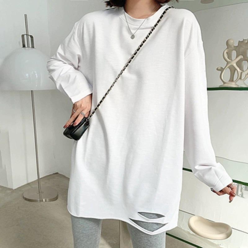 Осень и Зима Новая Белая Футболка с Длинным Рукавом Женская Средней Длины Свободного Кроя Европейский Вельвет Внутренняя Рваная Базовая Рубашка