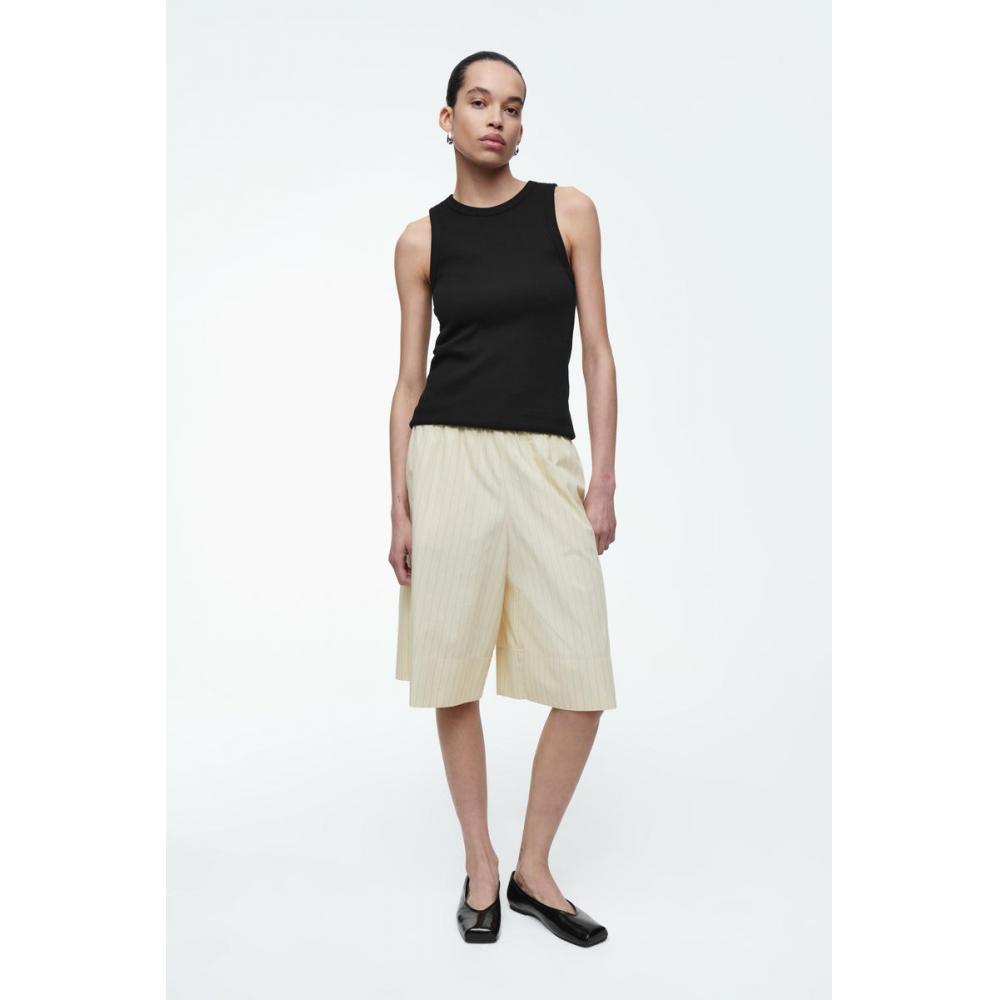 COS Японские полосатые шорты