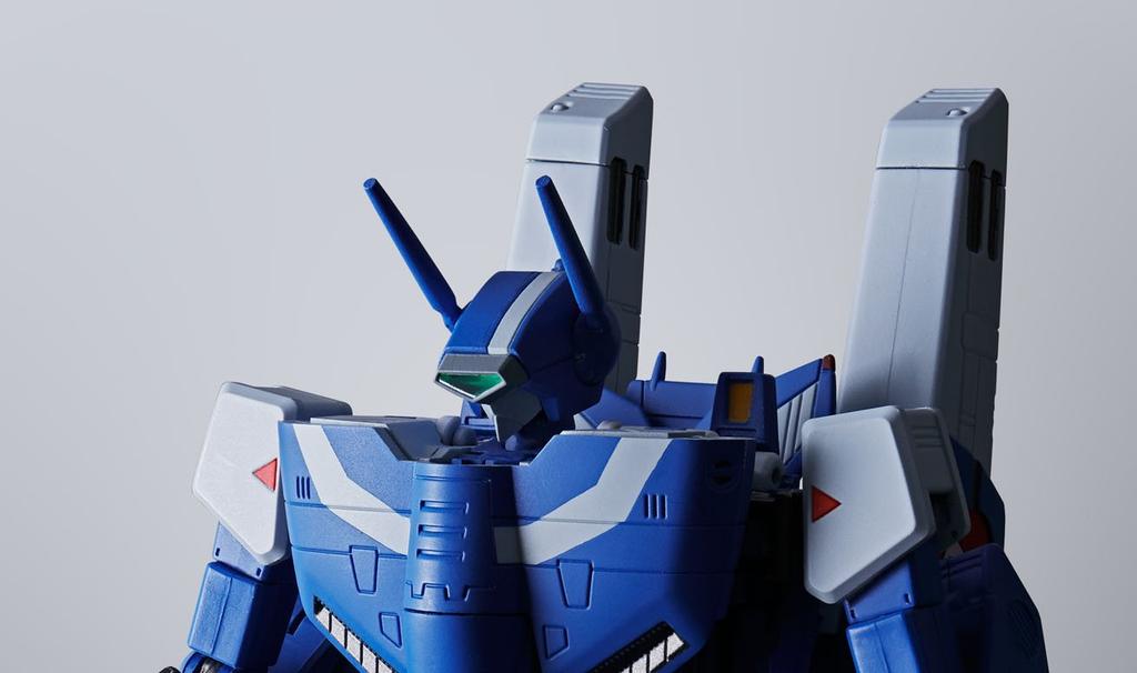 TAMASHII NATIONS R Суперпространственная крепость Макросс Супер Валькирия Генус 140 мм окрашенная подвижная фигурка HI-METAL VF-1J (Максимилиан Машина) Прибл.